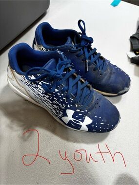 Under Armour Youth Blue Cleats